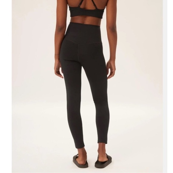 NEW Girlfriend Collective Compressive High-Rise Legging Size XS Black NWT - Picture 3 of 5